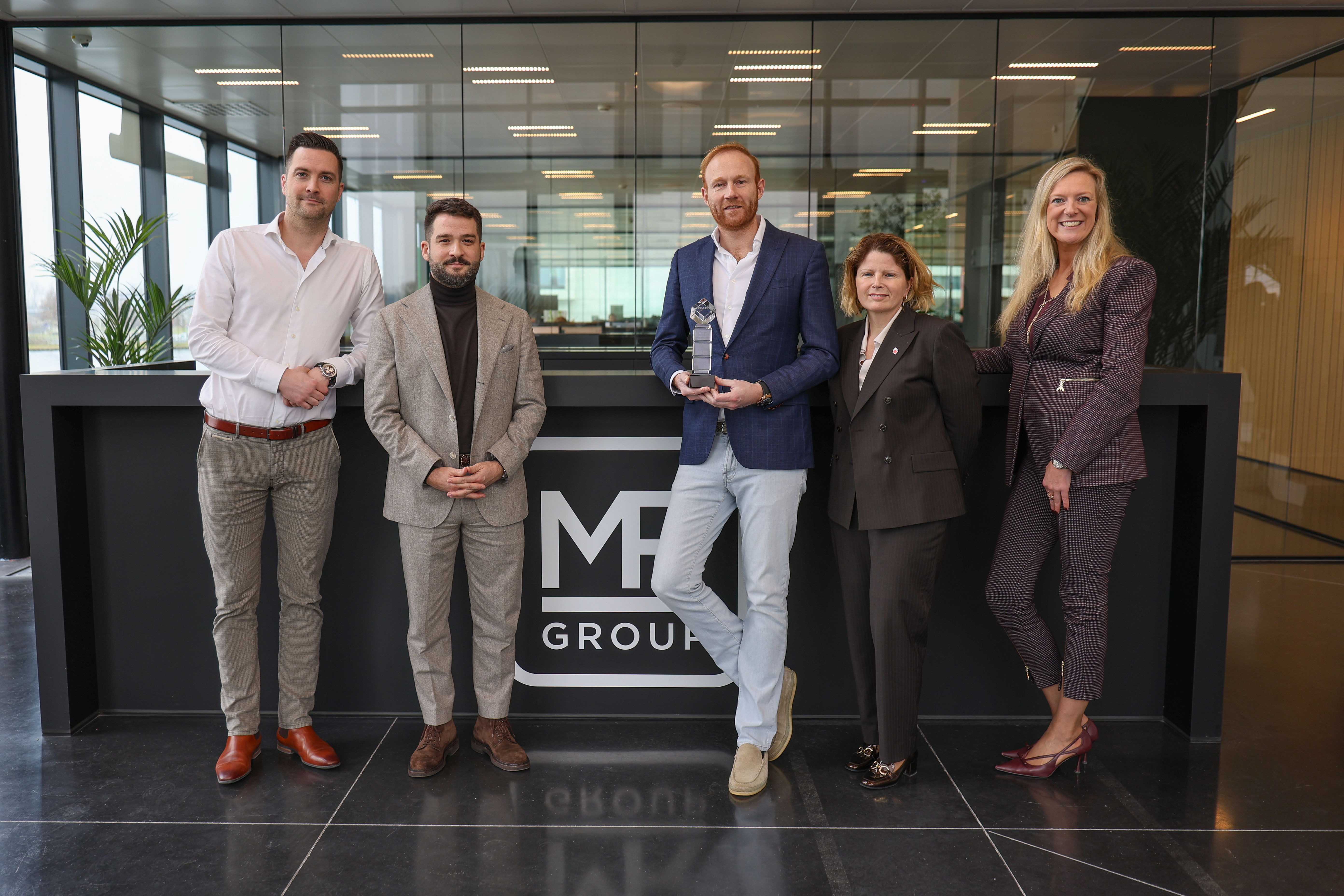 MR Solar ontvangt de prestigieuze Diamond Installer Award van Aiko Solar